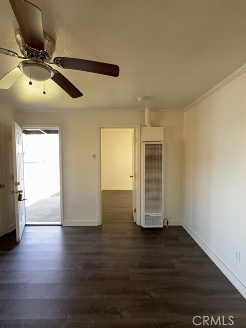 Photo - 2435 Lakeshore Blvd