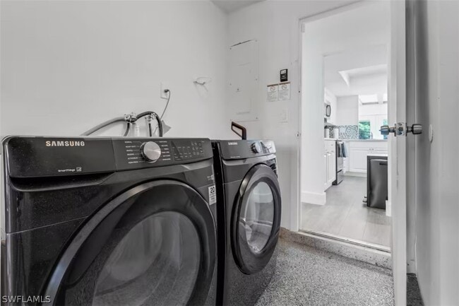 Building Photo - 514 14th St N