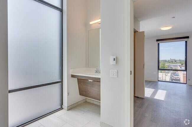 Photo - Warren Apartments