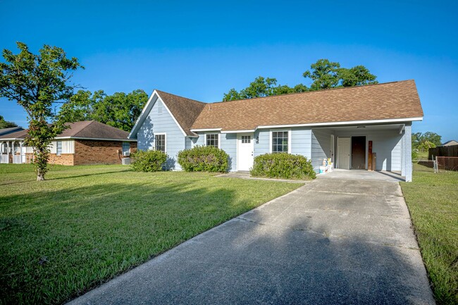 Photo - Charming 3-Bed, 1-Bath Home - Fully Remodeled & Move-In Ready!