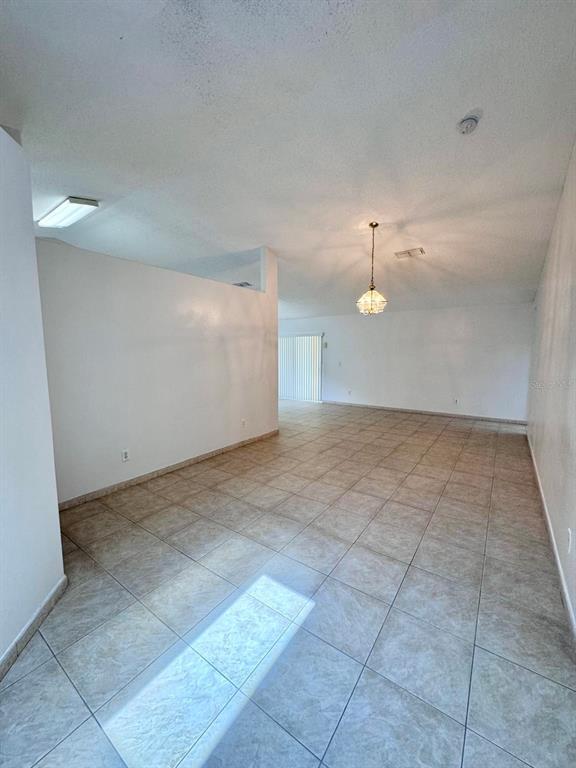 Photo - 147 S Roma Way