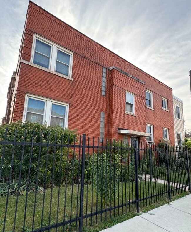 Photo - 4259 W 21st St Unidad 2