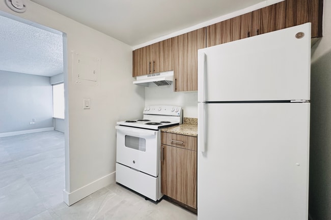 2bd/1bath with Central AC