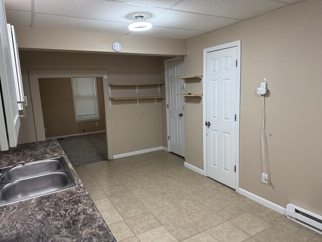 Photo - 2102-2104 Messanie St. Unidad 2102-B