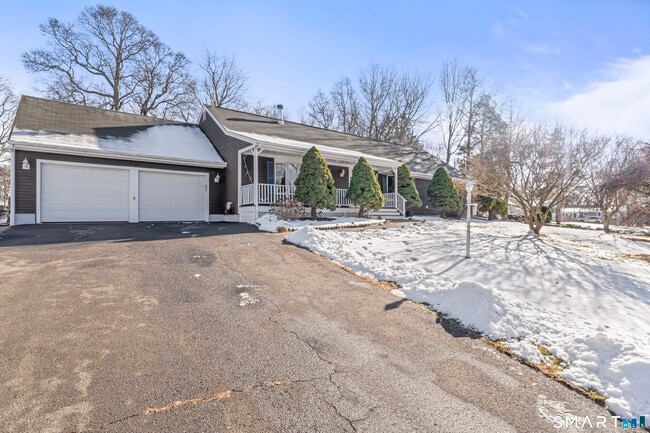 Building Photo - 75 Eureka Ave