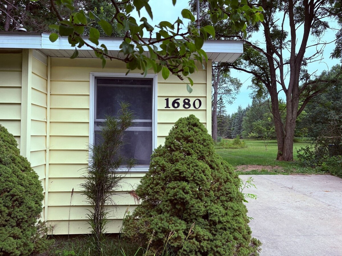 Photo - 1680 Chestnut St