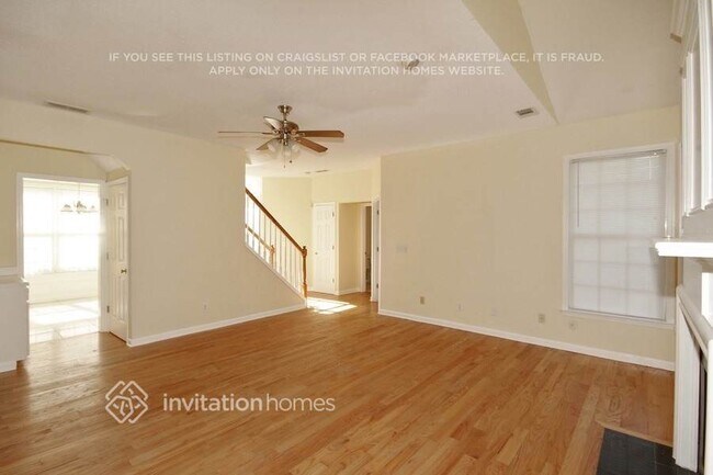 Photo - 3505 Donamire Way NW