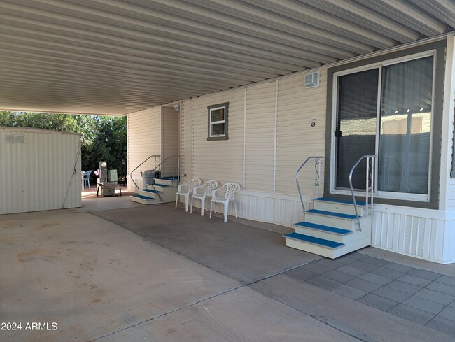 215 E Palo Verde Ln