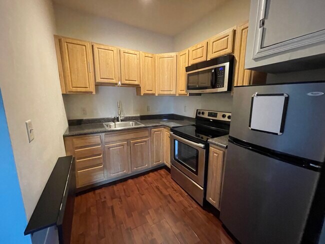 Photo - 927 N Calvert St Apartments Unit 3R