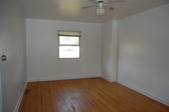 Photo - 117 E Park Ave Unidad 2