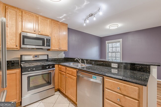 Building Photo - 1445 Monroe Dr NE Unit C47