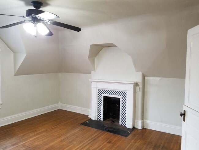 Photo - 1238 Garvin Pl Unit 1238-3