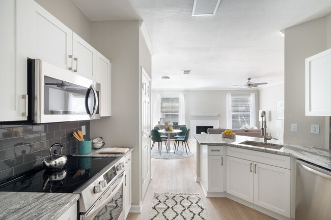 Building Photo - Highlands at Alexander Pointe