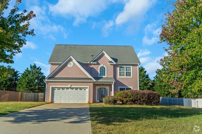 Building Photo - Beautiful 4BR / 2.5 BATH IN GRIFFIN! Rental