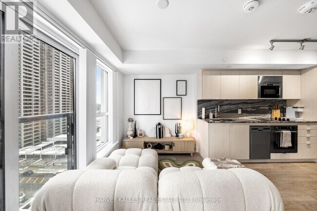 Photo - 5 Mabelle Ave Unit 1131