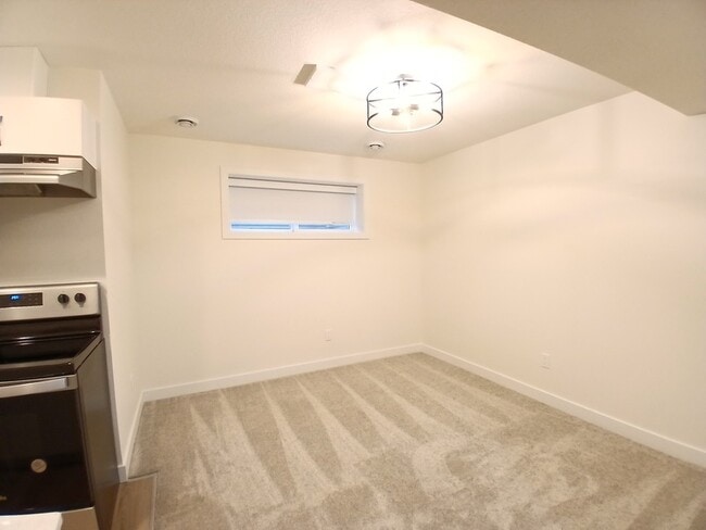 Photo - 5118 Kinney Wy SW Unit Lower