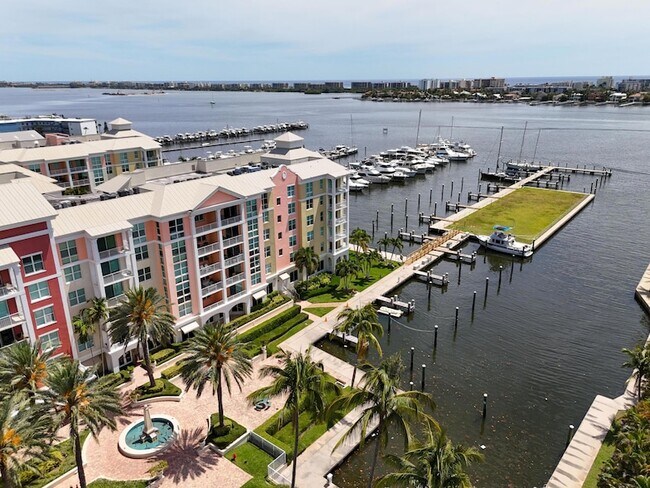 806 E Windward Way Unit 323