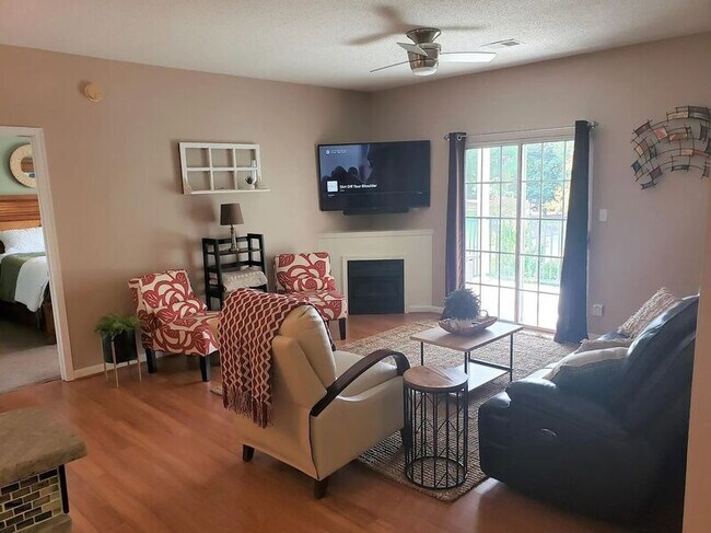 Photo - 701 Masters Row