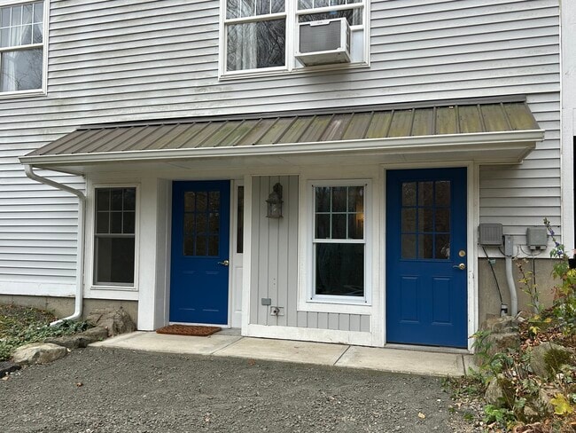 Photo - 199 Hoop Pole Hill Rd