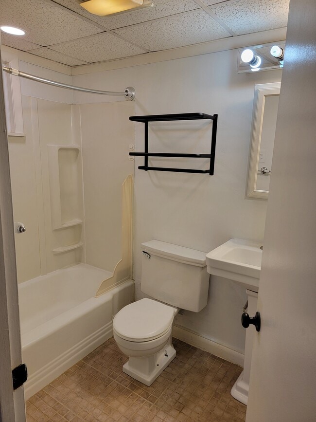Photo - 2339 Boas St Unit 10
