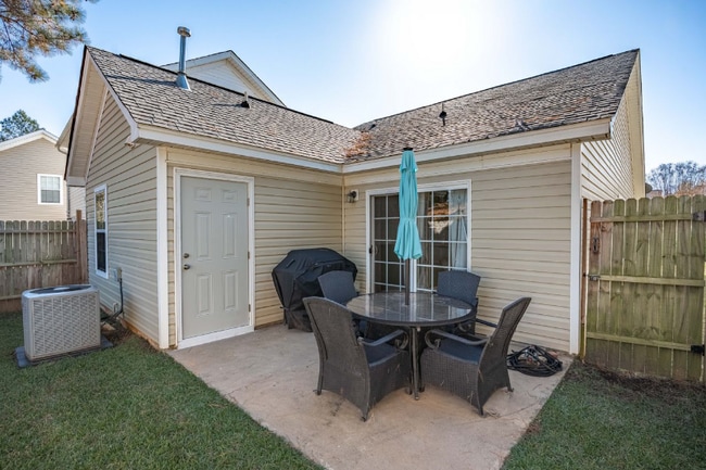 Photo - 129 Merowey Ct