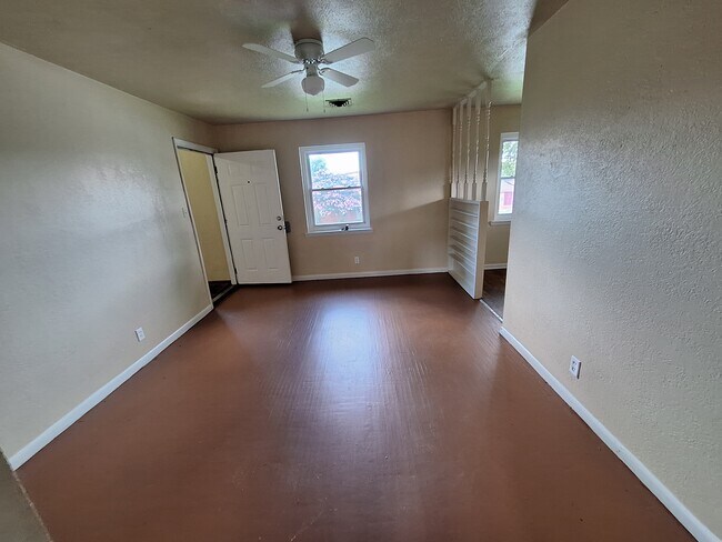 Photo - 4302 Naomi Dr Unit #3