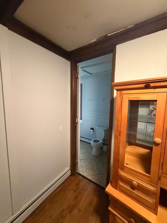 Photo - 6012 Loomis Rd Unit Apt 2