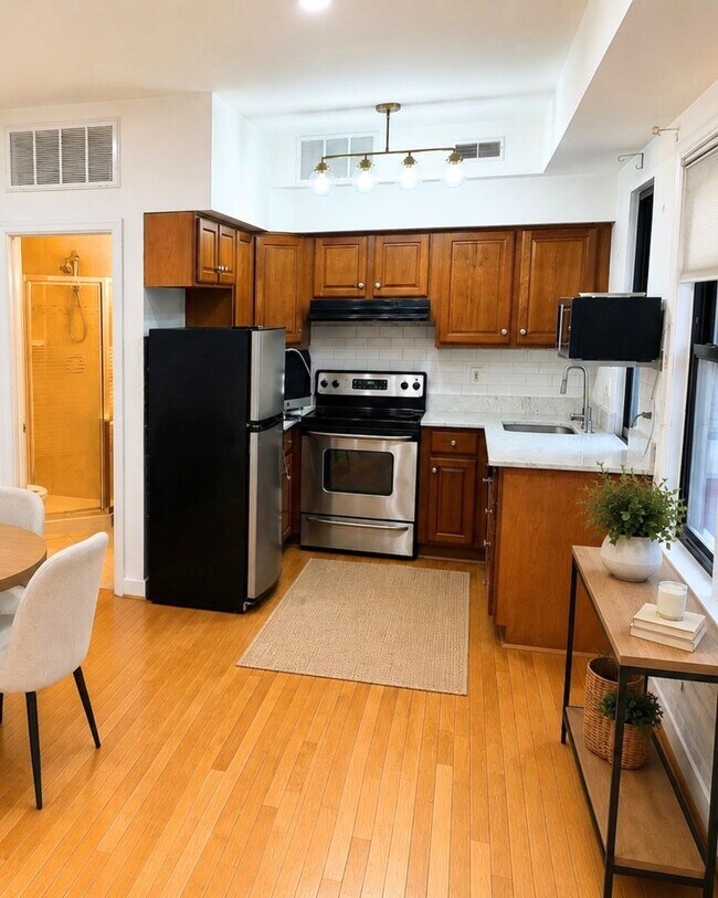 Photo - 1321 Fairmont St NW Unit 304