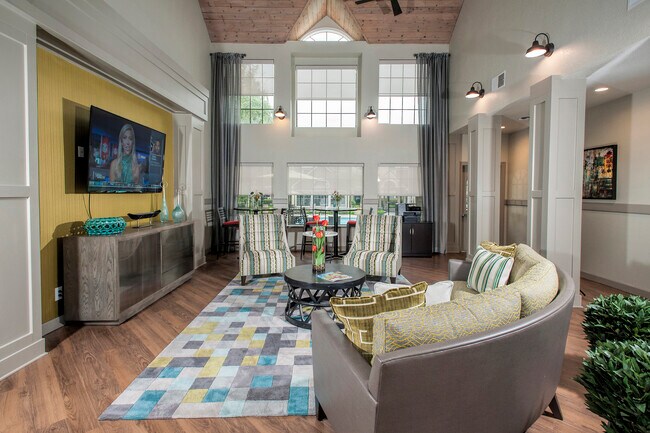 Photo - The Reserve at Capital Center