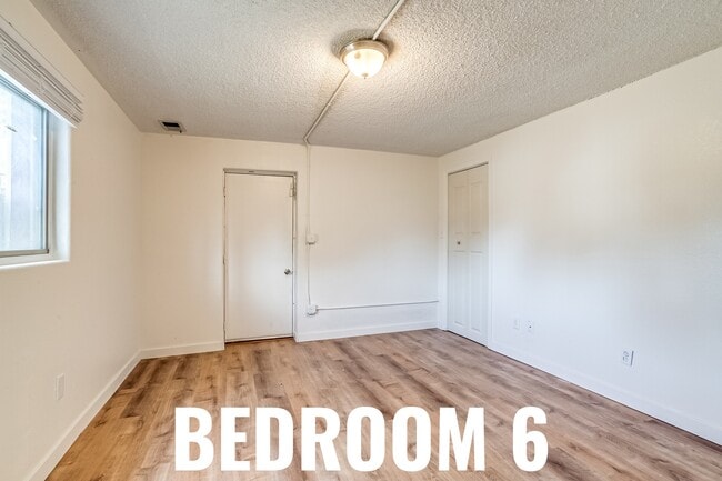 Photo - 9341 Hoffman Way Unit 6