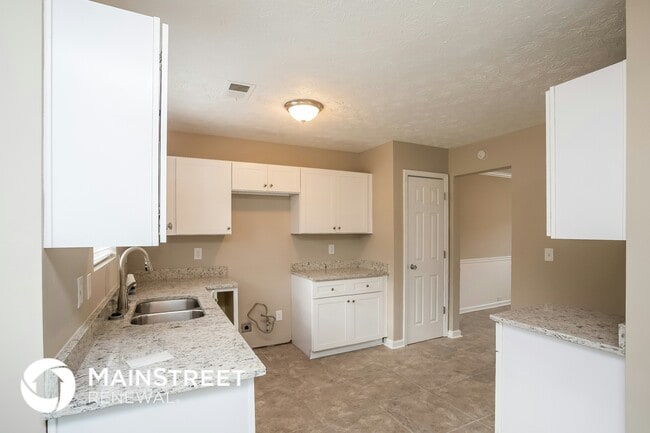 Photo - 939 Longbranch Ln