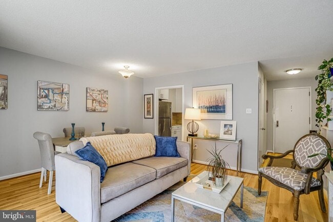 Photo - 2141 P St NW Unit 809