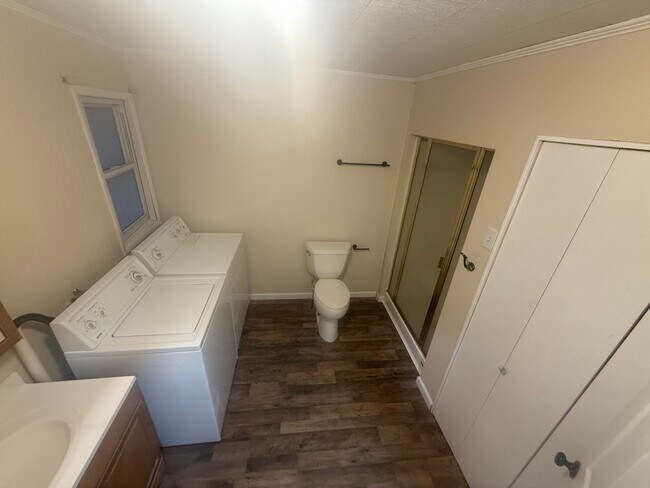 Bathroom - 192 Mahanoy St Unit 190 Mahanoy St