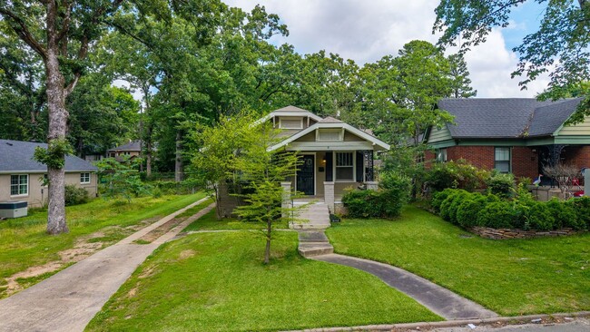 5110 Lee Ave