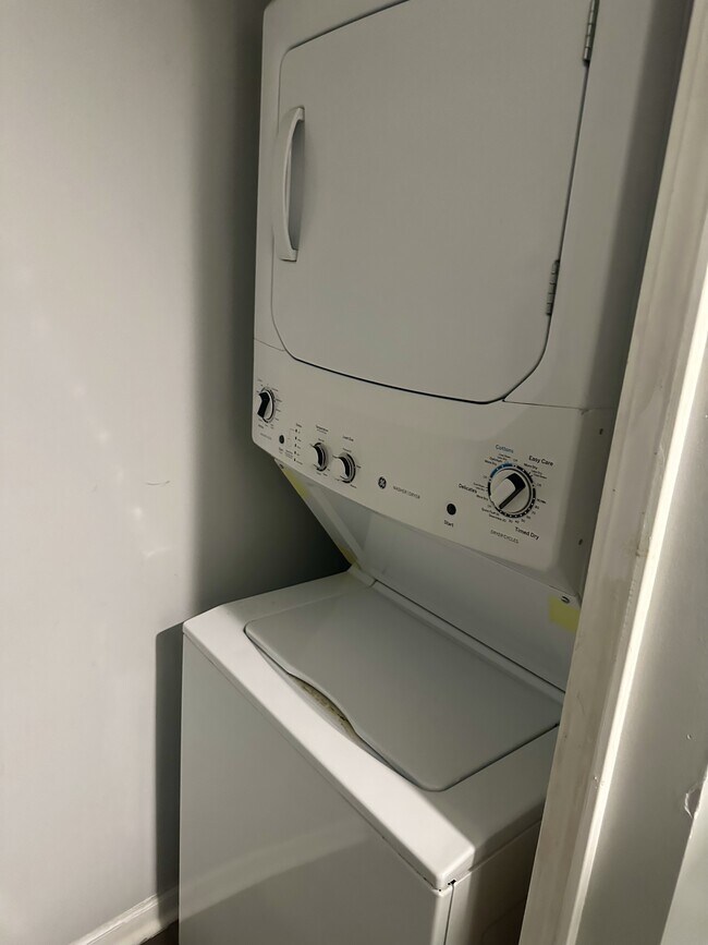 Photo - 2216 W 24th St