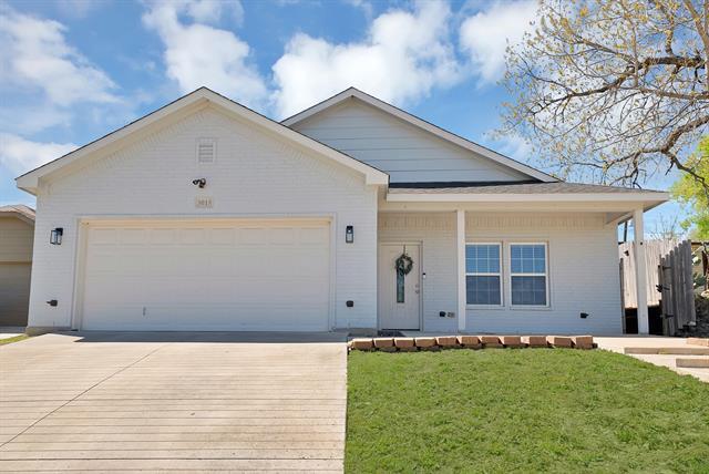 Photo - 3015 Columbus Ave