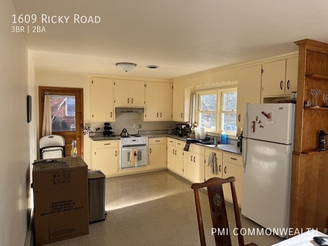 Photo - 1609 Ricky Rd