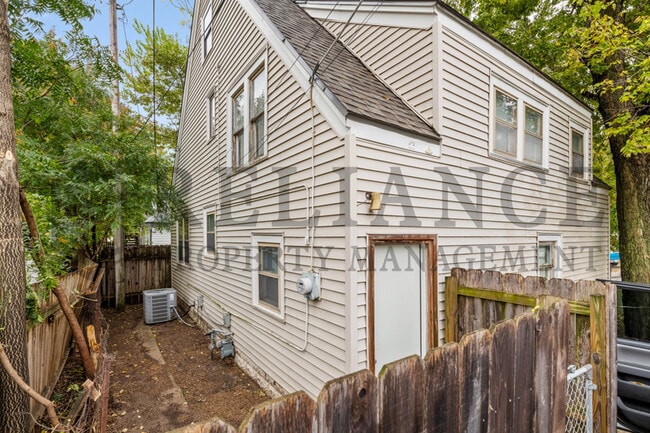 Photo - 1218 E Morris St