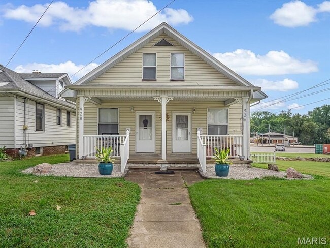 Building Photo - 928 N 1st St Rental