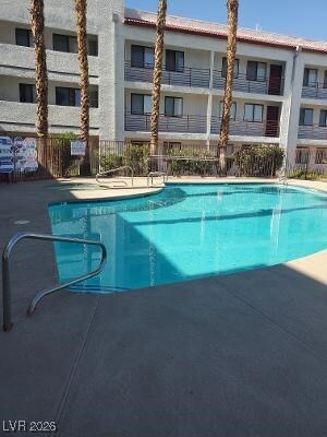 Photo - 1361 E University Ave. Unidad 110