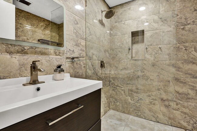 Photo - 149 Southwind Cir