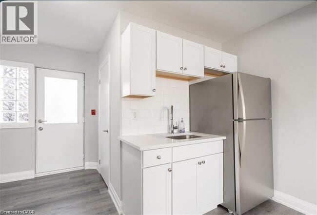 Photo - 81 Gibson Ave