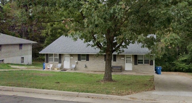 Photo - 450 Hutton Ln