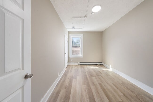 Photo - 50 1/2 Common St Unidad 1