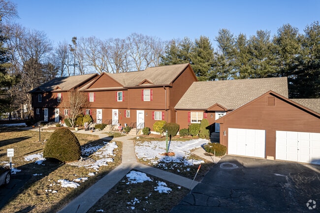 Photo - Candlewood Village Apartments