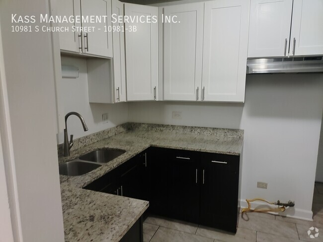 Building Photo - Charming and Spacious 1bed! Heat Included! Unit 10981-3B Rental