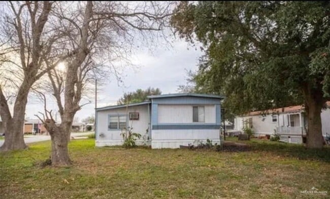 Building Photo - 10 N Palmera Dr