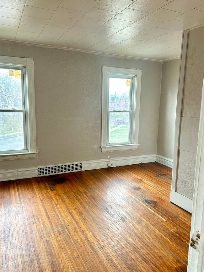 Photo - 572-574-574 Seward St Unit 574 Seward