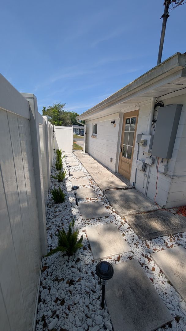 Photo - One bedroom one bath Adjacent apartment with private entrance.