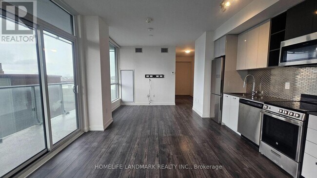 Photo - 10 De Boers Dr Unité 501